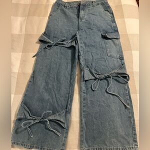 Stylish Blue Women's Jeans with Bow Accents